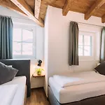 Tauern L